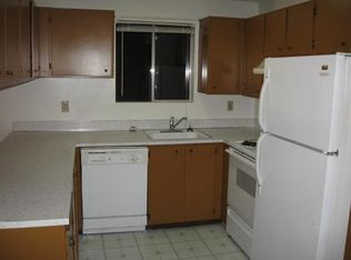 17428 52nd Ave W APT 13, Lynnwood, WA 98037