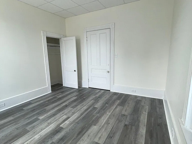 123 High St #42 — Photo 5