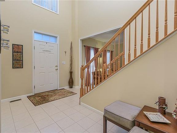 3rd image of 1403 N Shevlin Ct