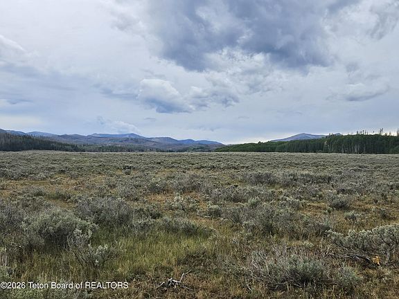 4th image of LOT 22 Hurricane Trl