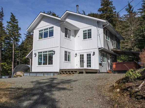 17730 Pt Stephens Spur Rd, Juneau, AK 99801