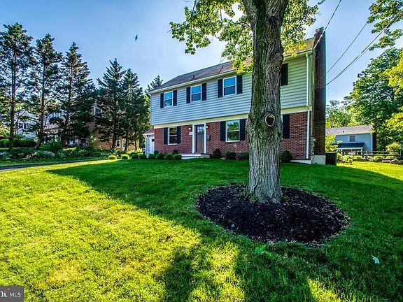 2nd image of 101 Delview Dr