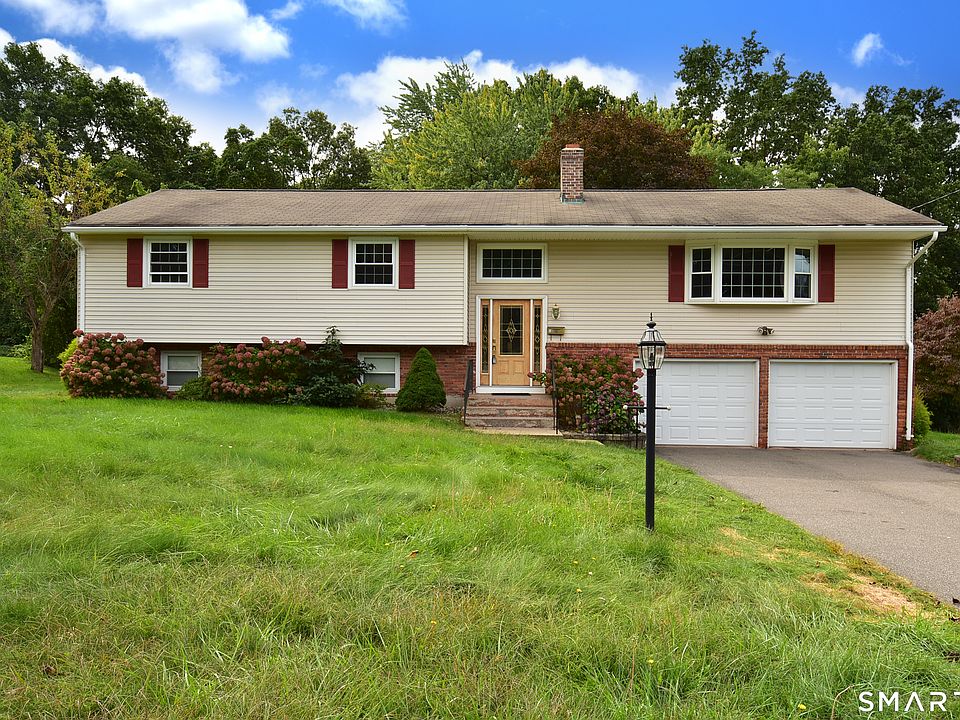 1st image of 50 Valley View Drive