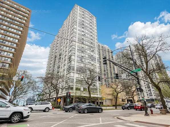 5757 N Sheridan Rd APT 4G, Chicago, IL 60660