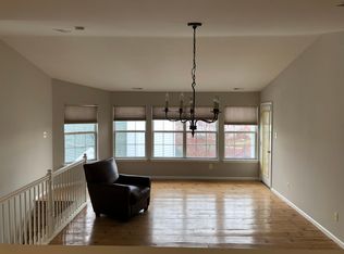 11305 Cornerstone Dr, Yardley, PA 19067