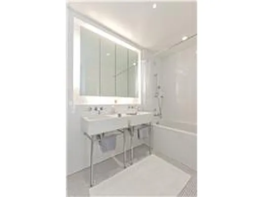 Sold by Douglas Elliman | media 14