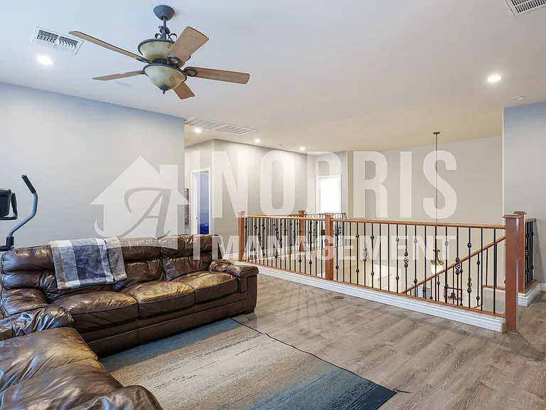 311 W Blue Lagoon Dr — Photo 37