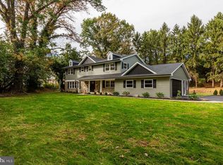 908 W Walnut St, Wormleysburg, PA 17043