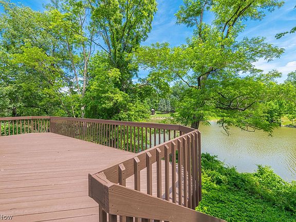 3rd image of 2039 Waters Edge Dr