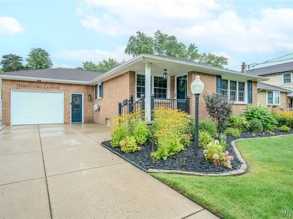 32 Camner Ave, Lancaster, NY 14086