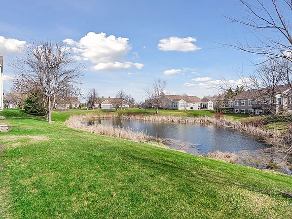 4th image of 8377 Crabapple Ct