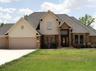 800 Ridgeview Ave, Farwell, TX 79325