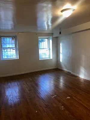 Rented by Triplemint | media 12