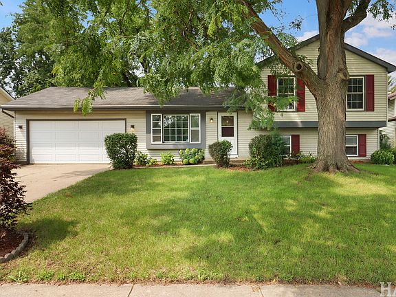 2nd image of 5014 W Greenbrier Dr