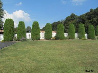 470 Pine Grove Rd, Hanover, PA 17331