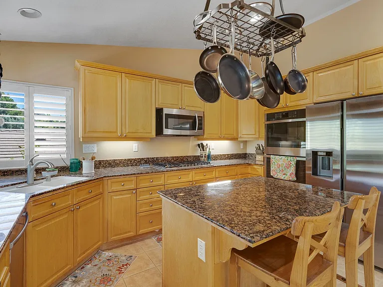 4011 Prairie Falcon Dr — Photo 2