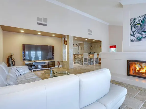 24513 Palermo Dr, Calabasas, CA 91302