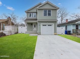 2126 Dolly Rd, Toms River, NJ 08753