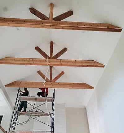 30’ Ceilings 