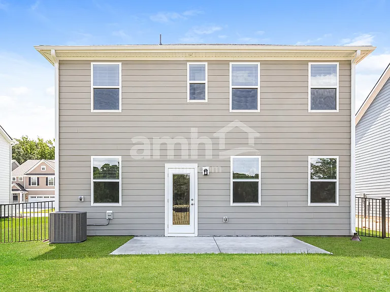 504 Armstrong Curv — Photo 22