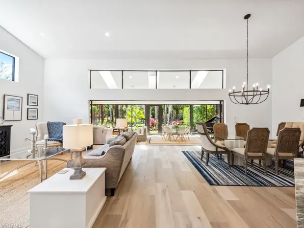 131 Cypress View DR #C-59, NAPLES, FL 34113