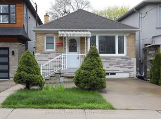 11 Adair Rd, Toronto, ON M4B 1V4