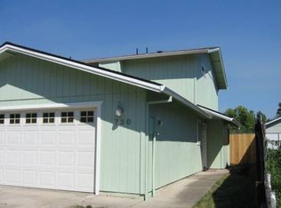 730 Sarah Park Cir, Eagle Pt, OR 97524