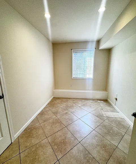 166 Nueva Ave #A — Photo 5
