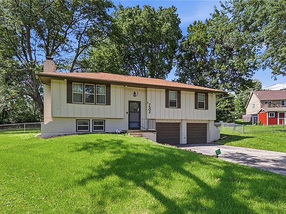 4th image of 7502 Donal Ave