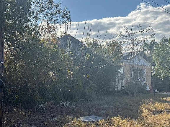 3rd image of 6340 Harrison St