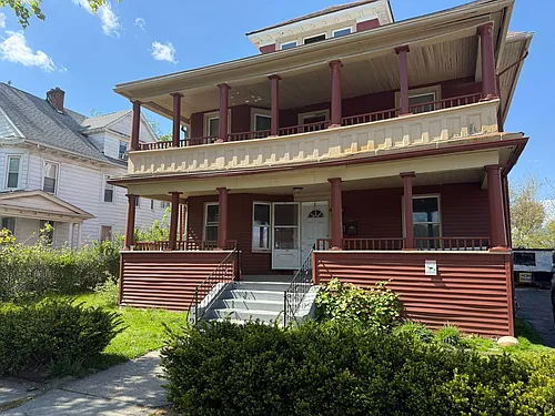 432 Sumner Ave Photo 1
