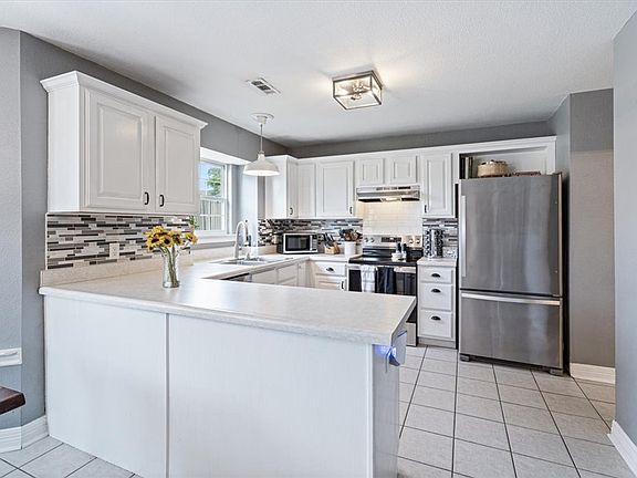 5th image of 3033 N Rutile Dr