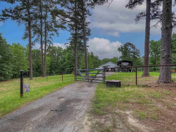 3568 County Road 3470 SE, Winnsboro, TX 75494