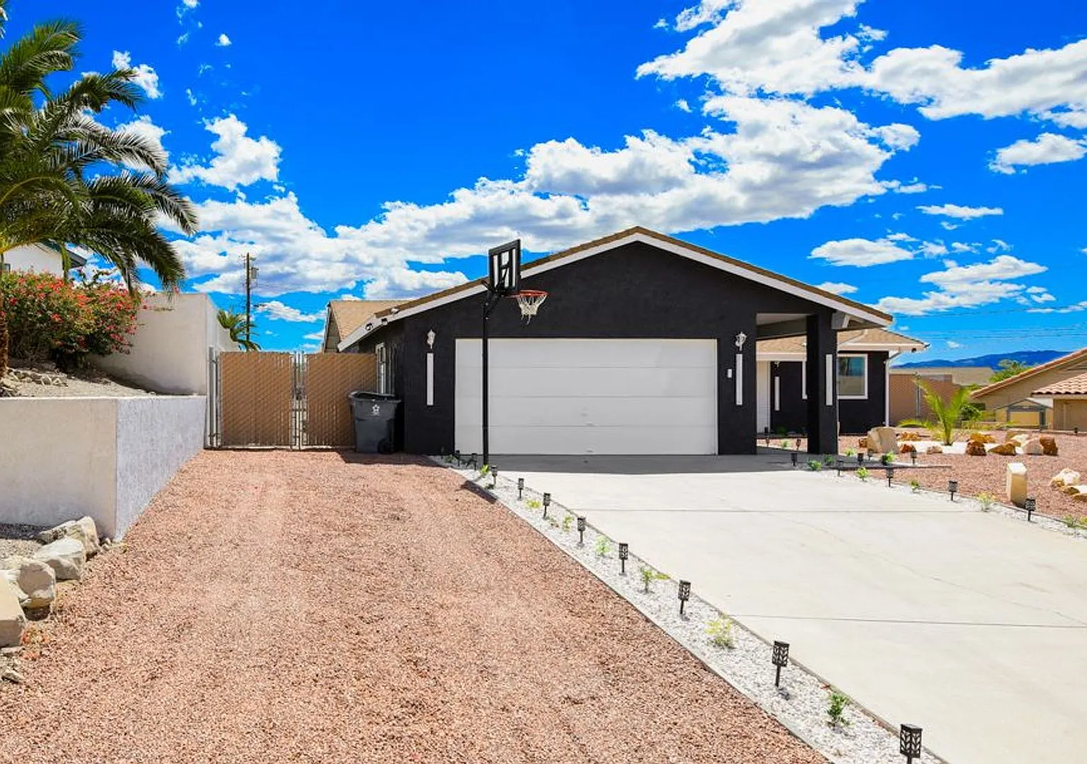 3 Bedroom - 2 Bathroom Home — Photo 1