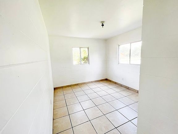 5th image of 2935 Eccleston St #19