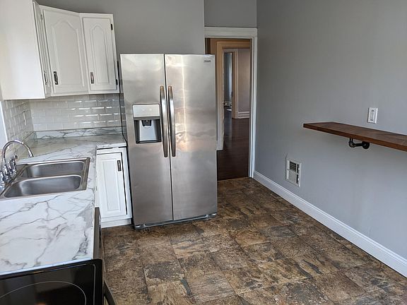 4th image of 4246 Flad Ave Floor 2