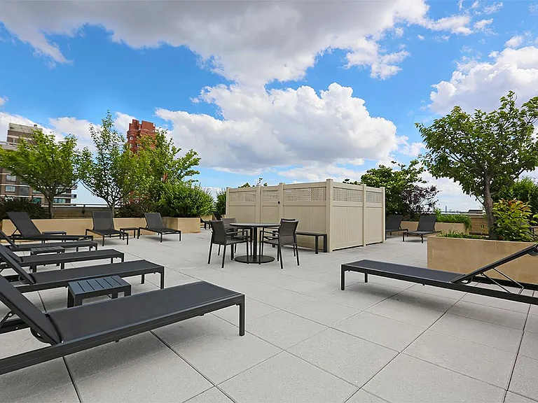1365 York Ave #17G — Photo 13