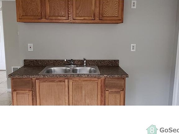 2nd image of 5530 Arnold Ave