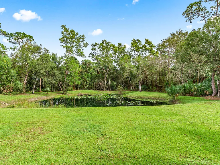 12151 Old Indiantown Rd — Photo 68