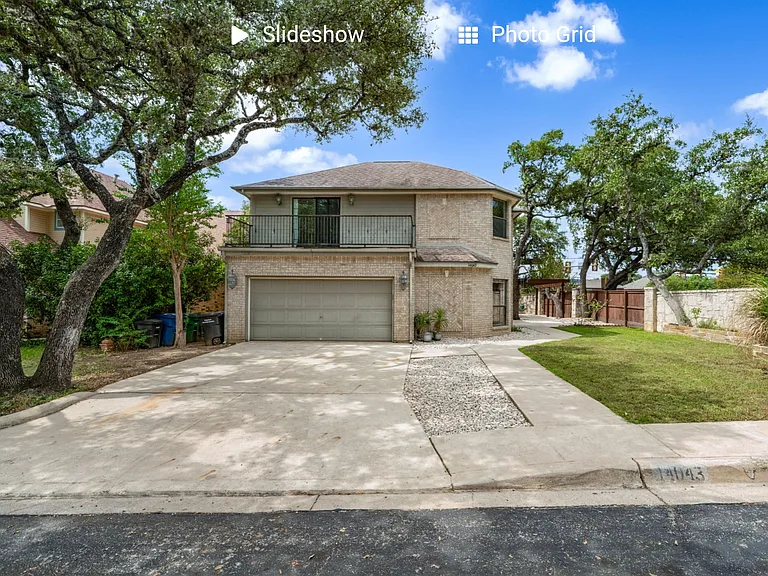 14043 Oakhill Way — Photo 1