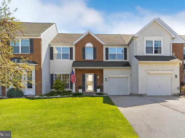 32 Windingbrook Rd, Bordentown, NJ 08505