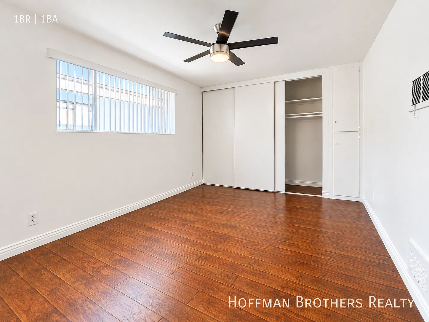 **1 Month Free** Spacious 1 Bedroom with Large Closets, Ceiling Fans, Parking Available & In Walk... — Photo 4