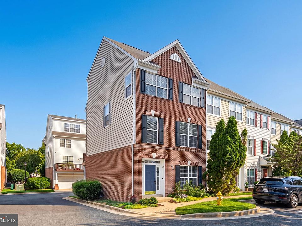 1st image of 114 Meadows Ln