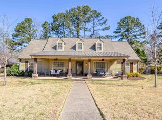 7526 Neshoba Rd, Germantown, TN 38138