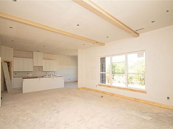 4th image of 5404 SW Tea Olive Ln