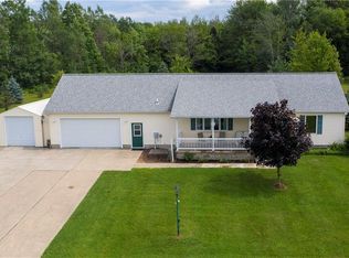 10781 Arnold Rd, North East, PA 16428