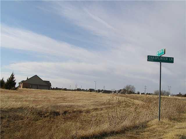 1st image of 10617 Oaksplinter Ln #9