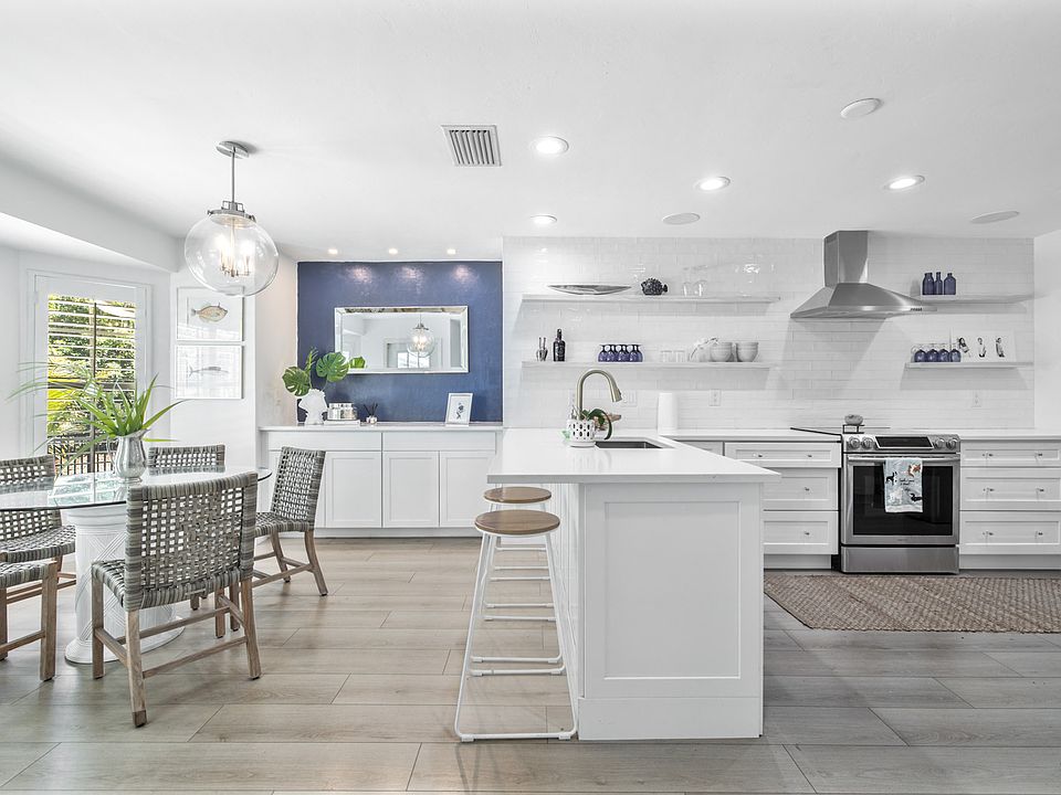 Kitchen and breakfast nook with morning sunrise