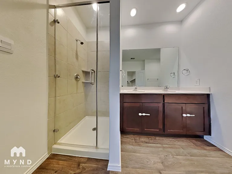 16034 Jordan Meadow Way — Photo 9