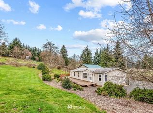 223 Flyaway Rd, Castle Rock, WA 98611